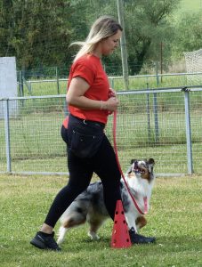 Elodie et Rita en cours d'éducation canine